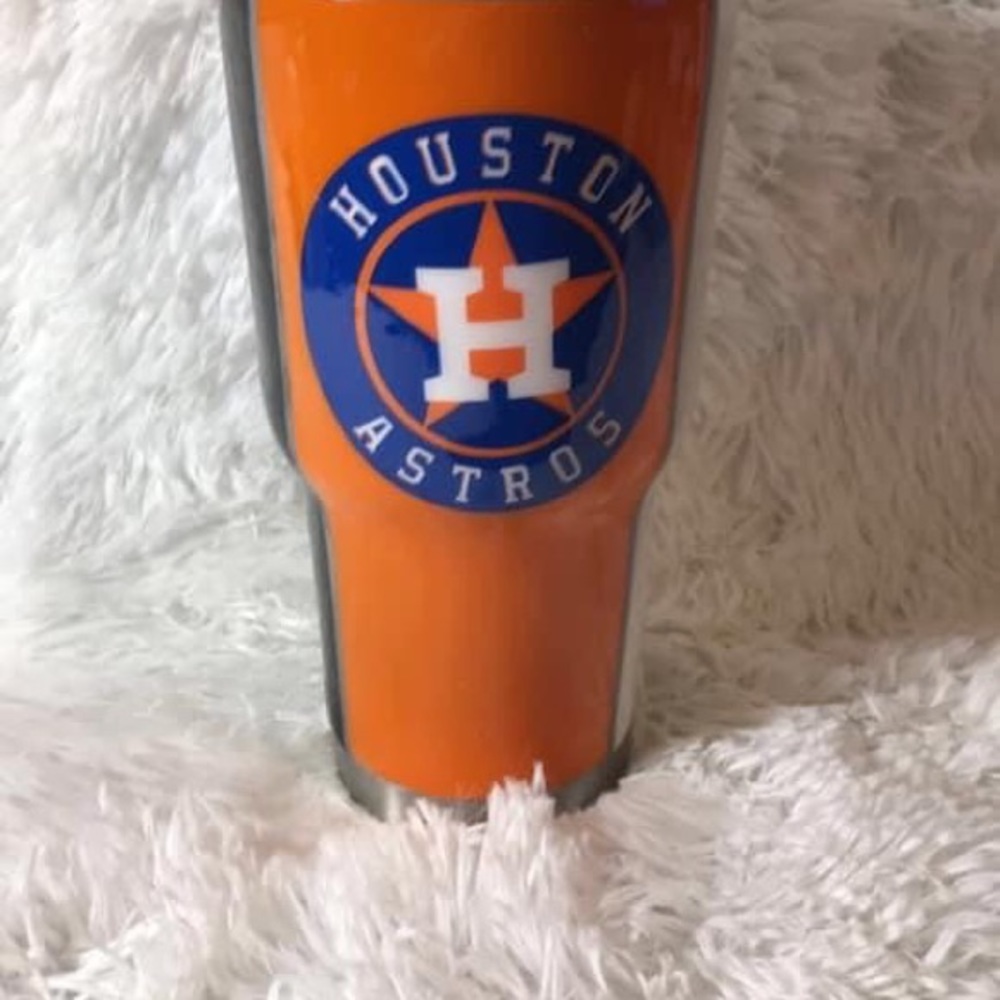CUSTOM TUMBLERS